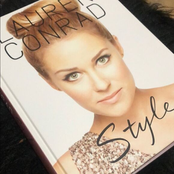EUC Lauren Conrad Style Hardcover Book - Picture 6 of 7